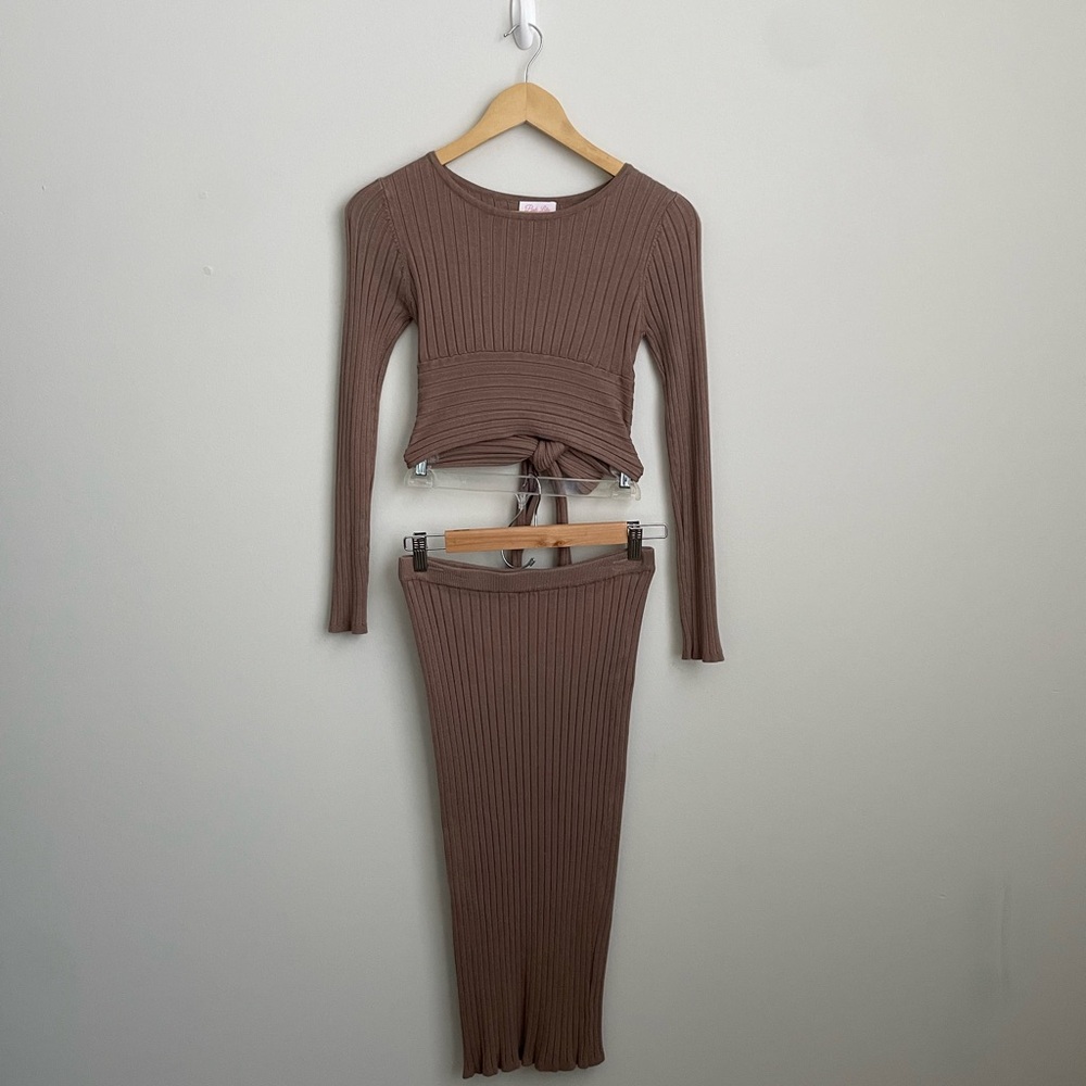 Pink Lily Taupe Ribbed Knit Skirt Set
